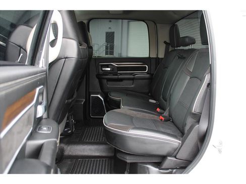 Used 2024 RAM 5500 Laramie image 13