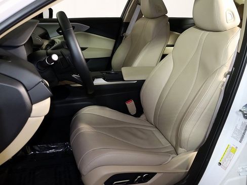 Used 2025 Acura TLX w/ Technology Package image 4