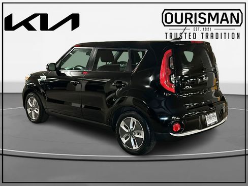 Used 2018 Kia Soul EV + w/ Sun & Fun Package image 3
