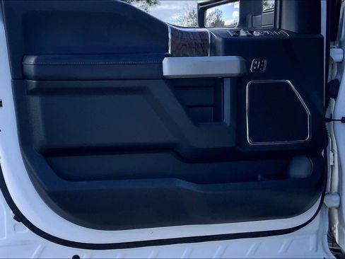 Used 2019 Ford F350 Lariat w/ Lariat Ultimate Package image 21