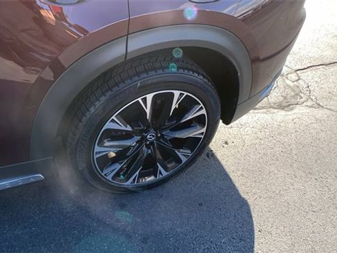 Used 2024 MAZDA CX-90 Plug-In Hybrid w/ Premium Plus image 34