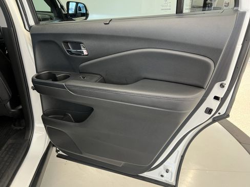 Used 2022 Honda Pilot Special Edition image 44