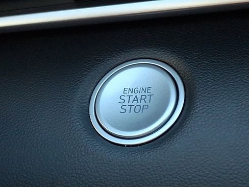 Certified 2023 Hyundai Elantra SEL image 22