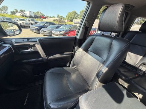 Used 2014 Toyota 4Runner Limited AWD/4WD image 18