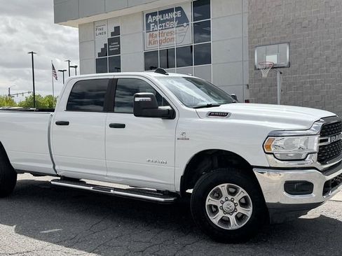 Used 2024 RAM 2500 Big Horn AWD/4WD image 2