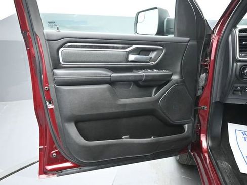 Used 2022 RAM 1500 Big Horn AWD/4WD image 9