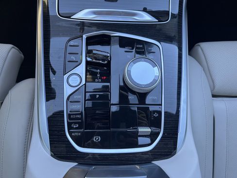 New 2026 BMW X7 xDrive40i AWD/4WD image 28