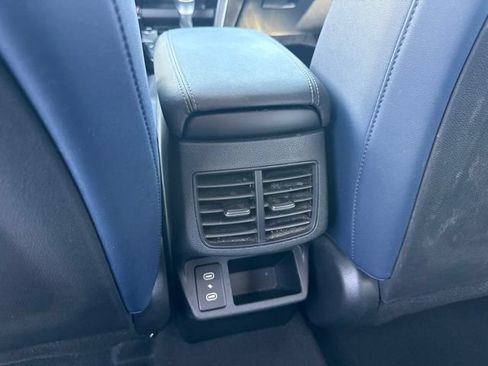 Used 2024 Kia Seltos S AWD/4WD image 18
