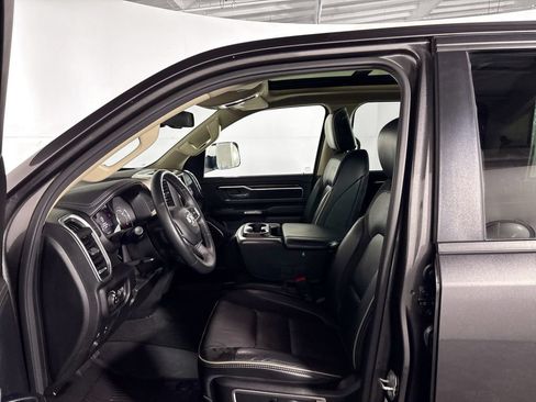 Used 2020 RAM 1500 Laramie AWD/4WD image 11
