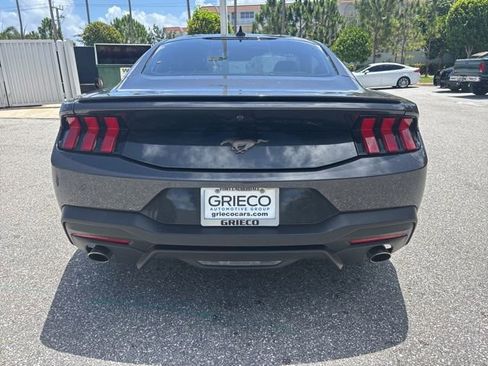 Used 2024 Ford Mustang Premium RWD image 3