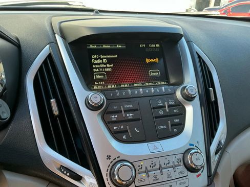 Used 2017 GMC Terrain SLE image 28