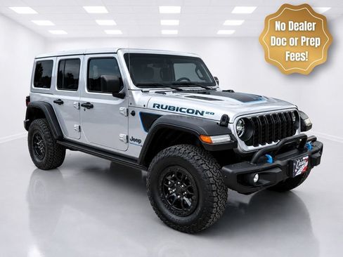 Used 2023 Jeep Wrangler Unlimited Rubicon 4xe AWD/4WD image 2