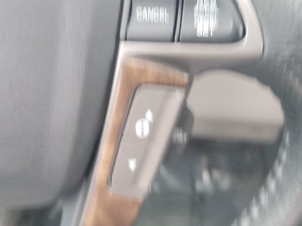 Used 2015 Honda Pilot Touring image 22