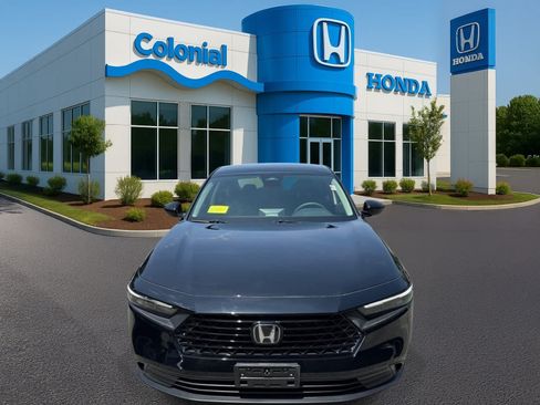 Used 2025 Honda Accord LX image 10