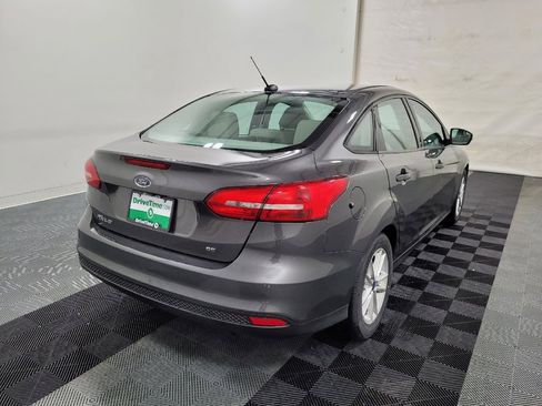 Used 2016 Ford Focus SE FWD image 9