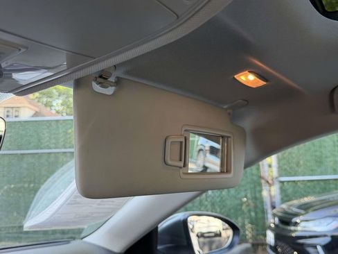 Certified 2021 Volkswagen Jetta SE FWD image 35