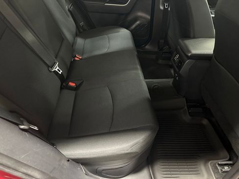 Used 2025 Toyota RAV4 LE AWD/4WD image 53