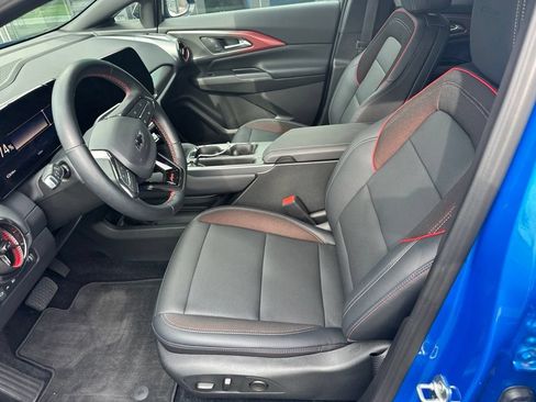 Used 2026 Chevrolet Equinox EV RS FWD image 2