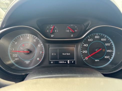 Used 2017 Chevrolet Cruze LT w/ Convenience Package FWD image 25