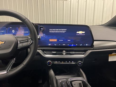 New 2026 Chevrolet Equinox EV LT w/ Comfort Package AWD/4WD image 13