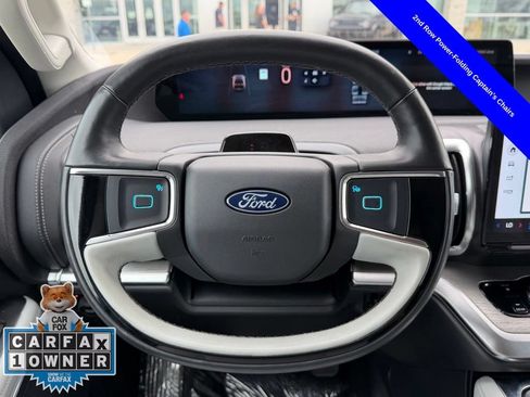 Used 2025 Ford Expedition Max Platinum w/ Driver's Package AWD/4WD image 14