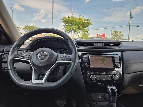 Used 2020 Nissan Rogue SL AWD/4WD image 38