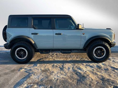 Used 2021 Ford Bronco Badlands w/ Sasquatch Package image 2
