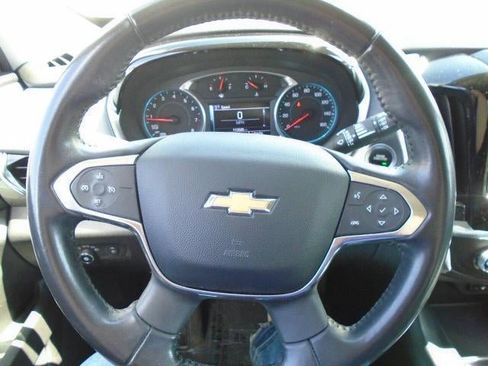 Used 2019 Chevrolet Traverse LT AWD/4WD image 8