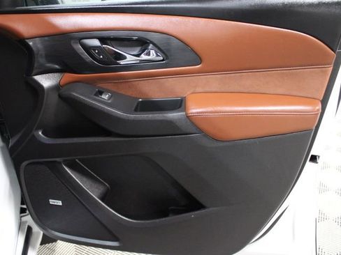 Used 2018 Chevrolet Traverse High Country image 26