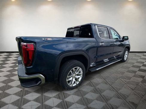 Used 2021 GMC Sierra 1500 SLT w/ SLT Premium Plus Package AWD/4WD image 6
