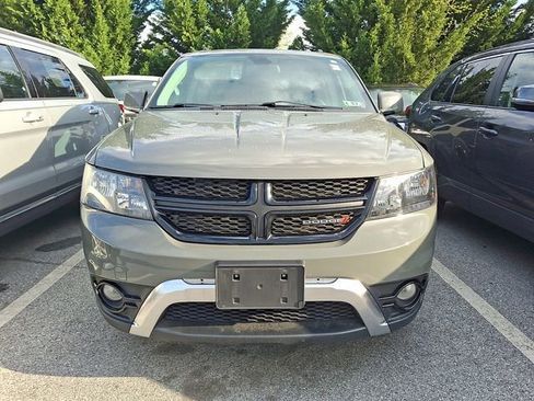 Used 2019 Dodge Journey Crossroad image 2