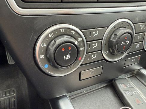 Used 2015 Land Rover LR2 AWD/4WD image 31
