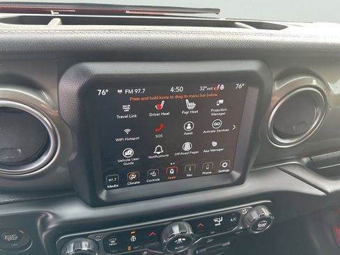 Used 2020 Jeep Wrangler Unlimited Sahara image 27