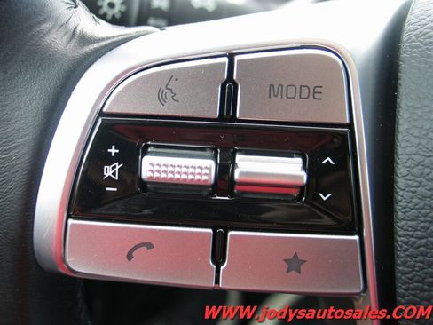 Used 2025 Kia Telluride S AWD/4WD image 13