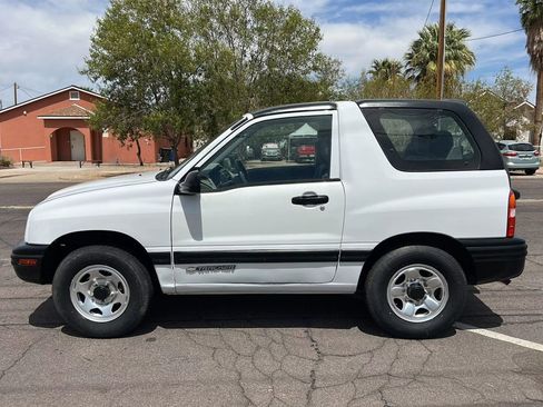 Used 1999 Chevrolet Tracker 2WD Convertible image 3