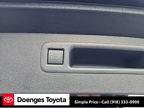 New 2026 Toyota Highlander Platinum image 22