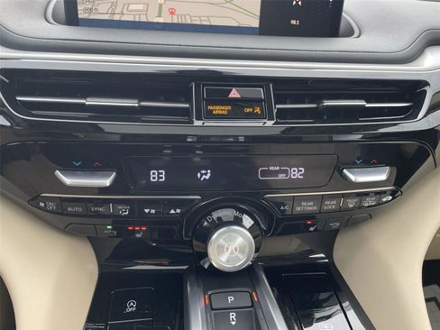 Used 2023 Acura MDX SH-AWD w/ Technology Package image 20