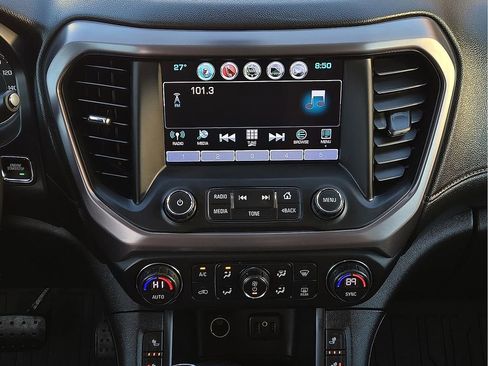 Used 2017 GMC Acadia SLT w/ LPO, Floor Liner Package image 12