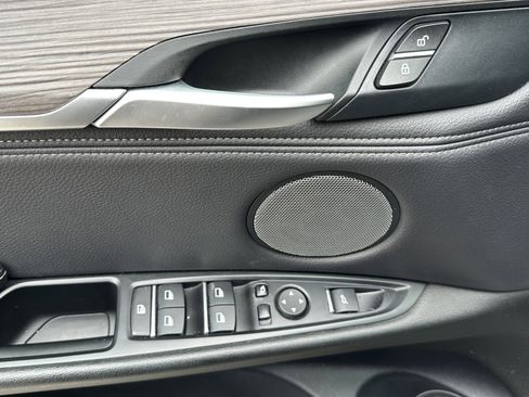 Used 2018 BMW X5 xDrive40e image 17