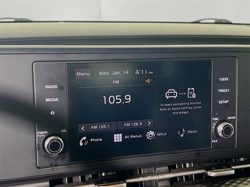 Used 2024 Kia Carnival LX image 14