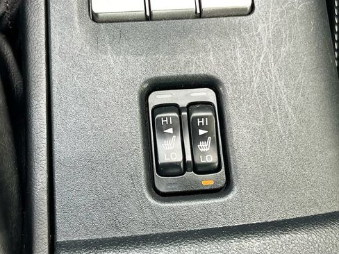 Used 2024 Toyota GR86 Premium RWD image 19