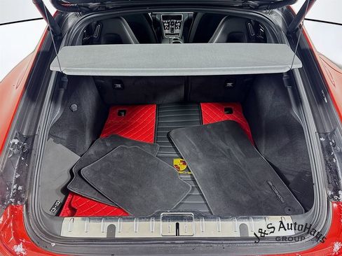 Used 2018 Porsche Panamera 4S image 33