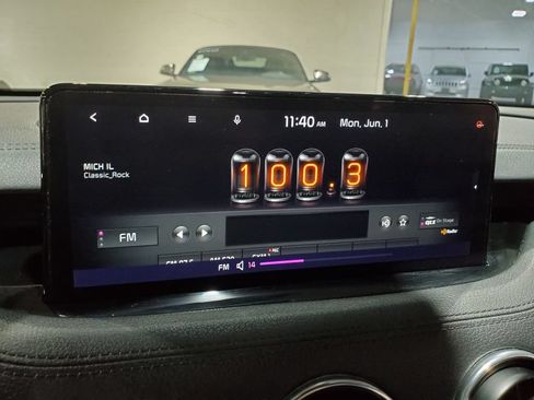 Used 2023 Kia Stinger GT-Line w/ Sun & Sound Package RWD image 30