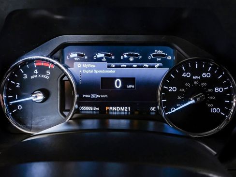 Used 2019 Ford F250 Lariat w/ Lariat Ultimate Package image 19