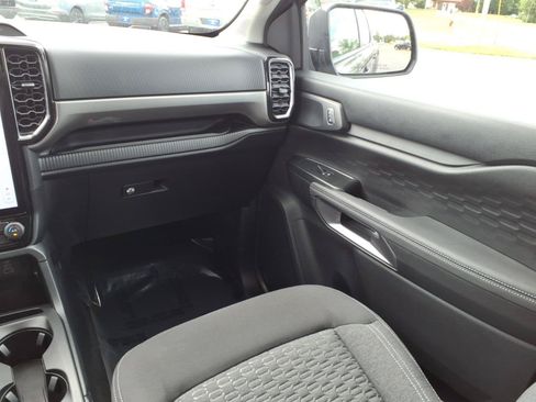 Used 2024 Ford Ranger XLT w/ FX4 Off-Road Package AWD/4WD image 12