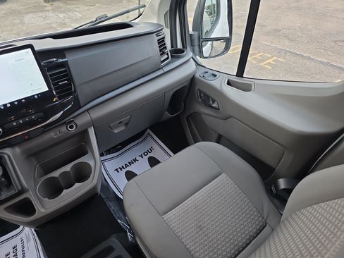Used 2024 Ford Transit 350 XLT RWD image 21
