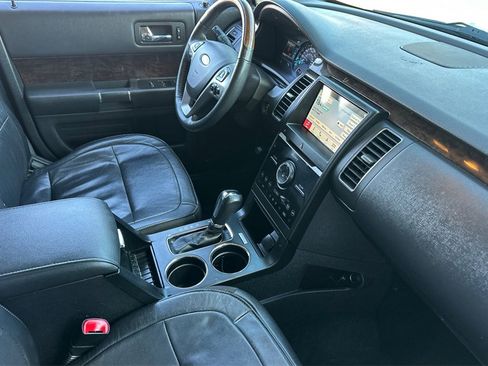 Used 2019 Ford Flex Limited image 20