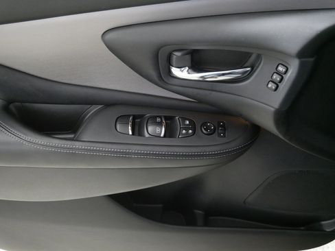 Used 2019 Nissan Murano SL image 19