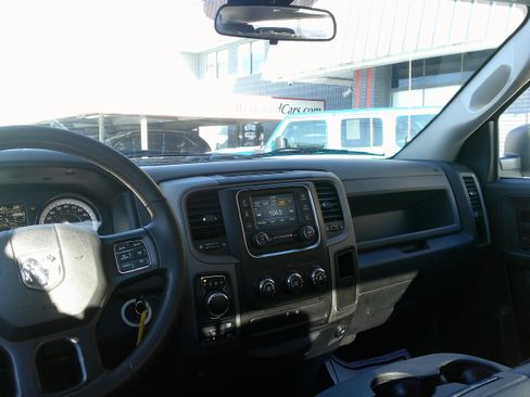 Used 2017 RAM 1500 Express w/ Black Ram 1500 Express Group image 19