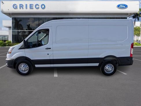 New 2026 Ford Transit 250 148 Medium Roof RWD image 4